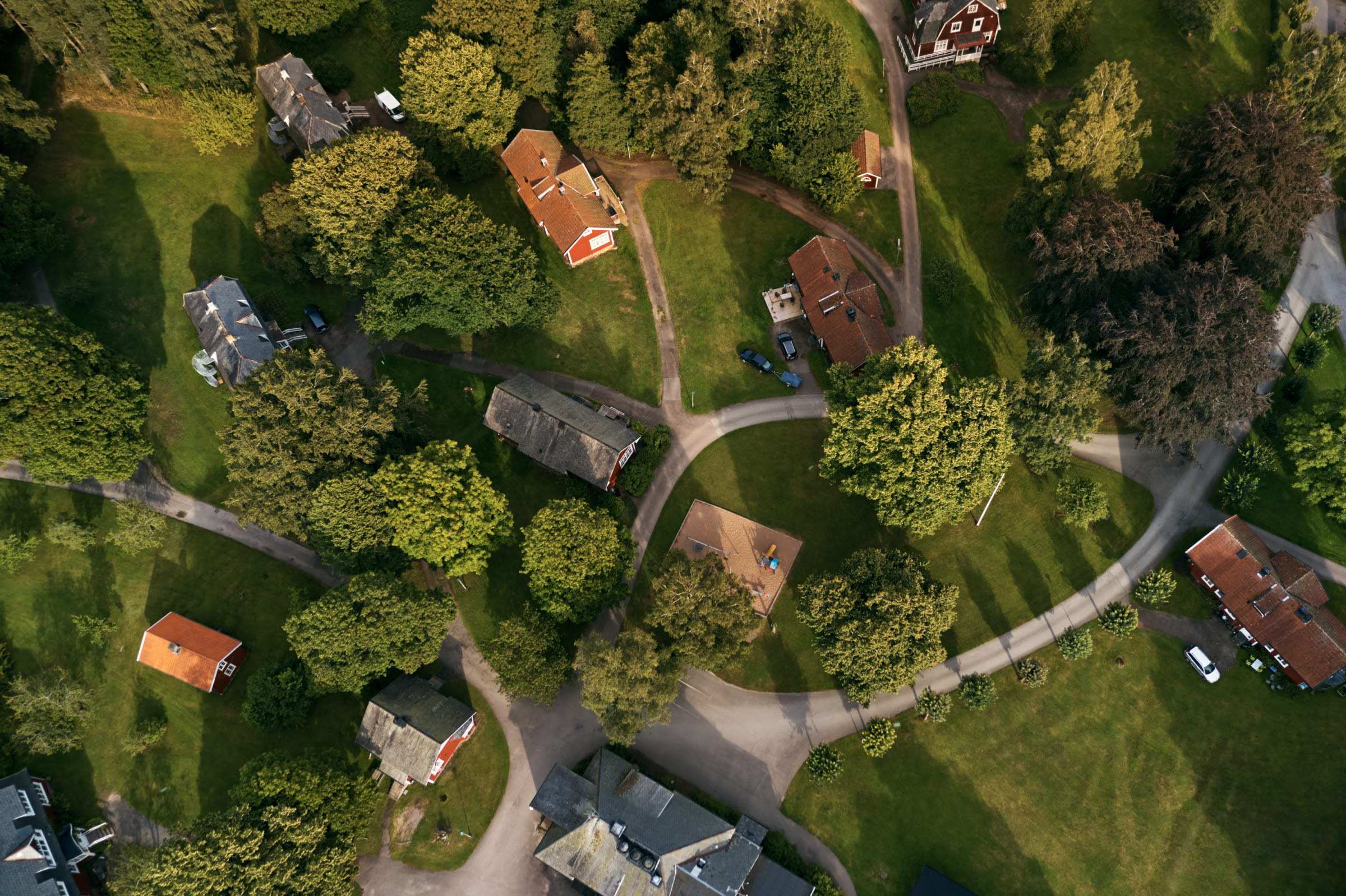 Flygfoto över by