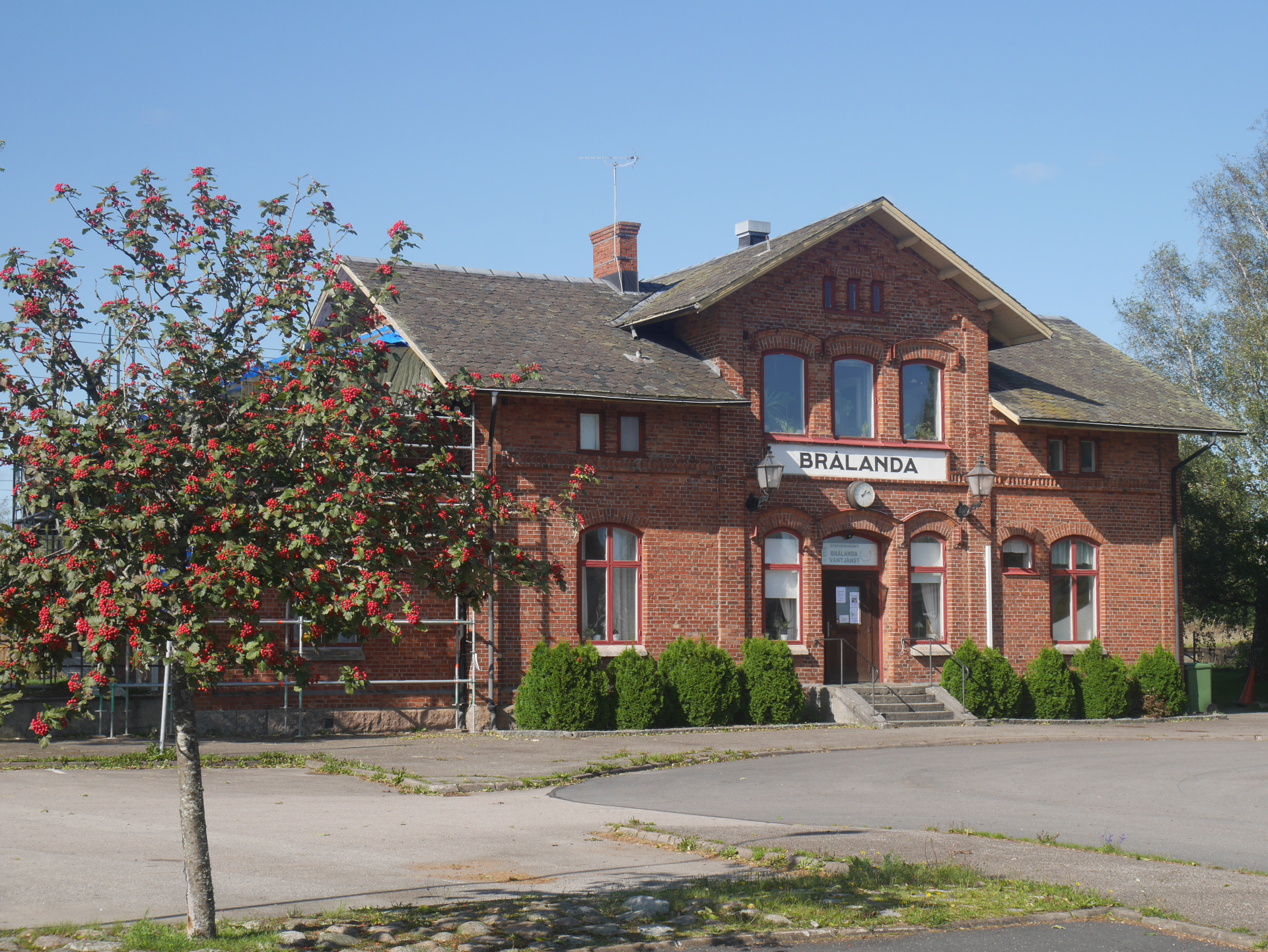 Brålanda stationshus